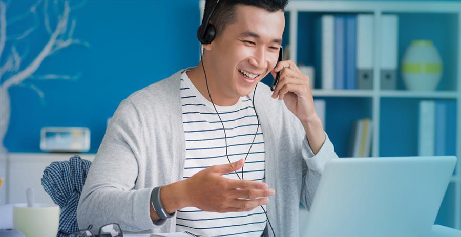 An Online Tutor in Action Online Tutoring